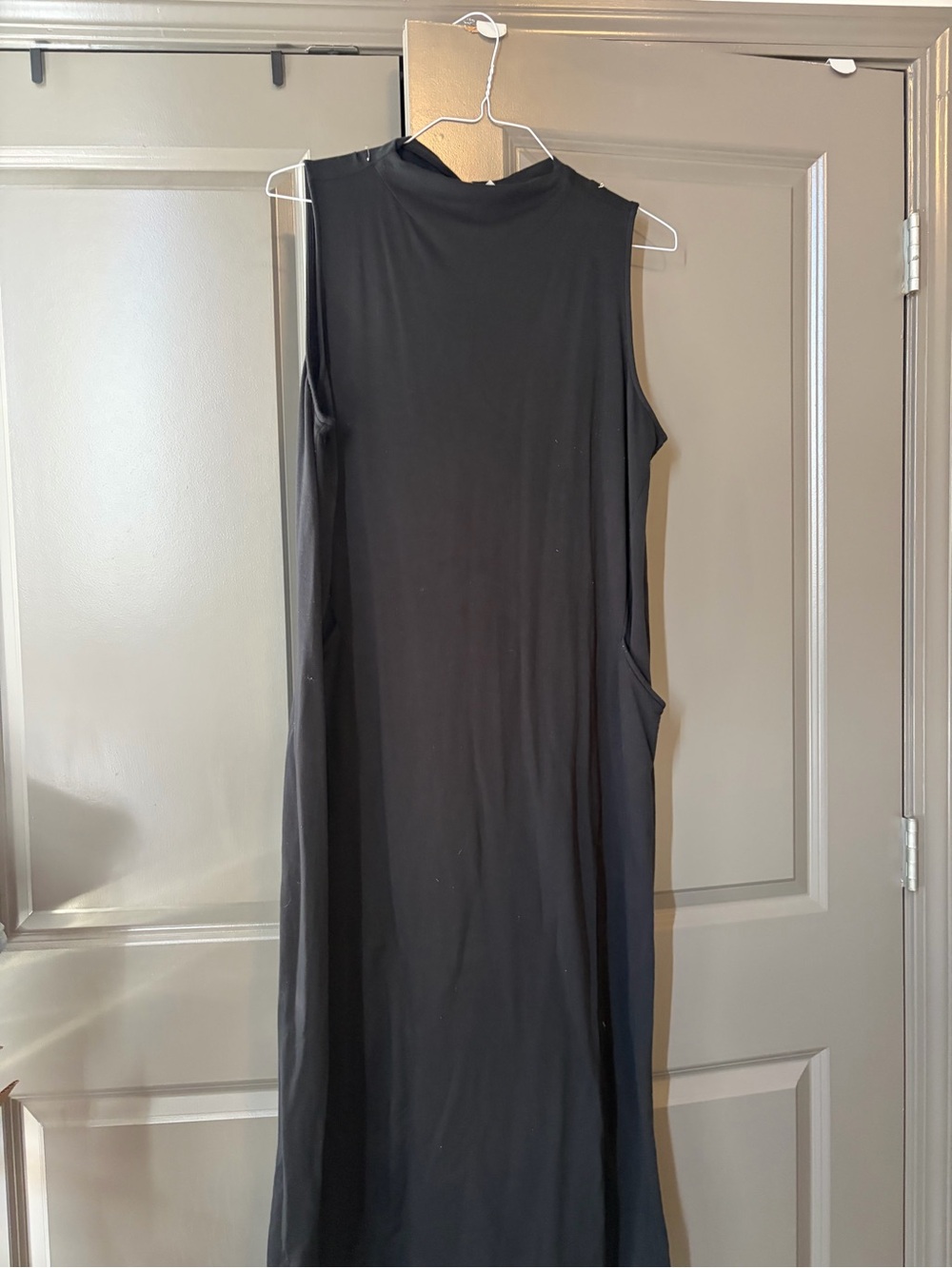 J. Jill Sleeveless Black Maxi Dress